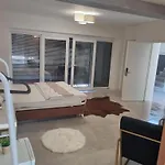 Apartment Georgiana 2 *