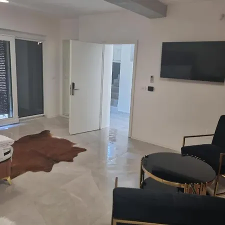 Appartement Georgiana 2 *