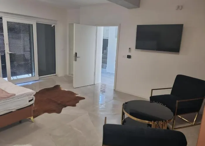 Appartement Georgiana 2 *